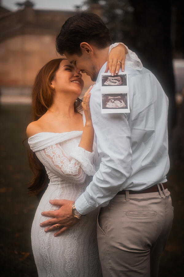 Couple photo session at Museum Island, Berlin